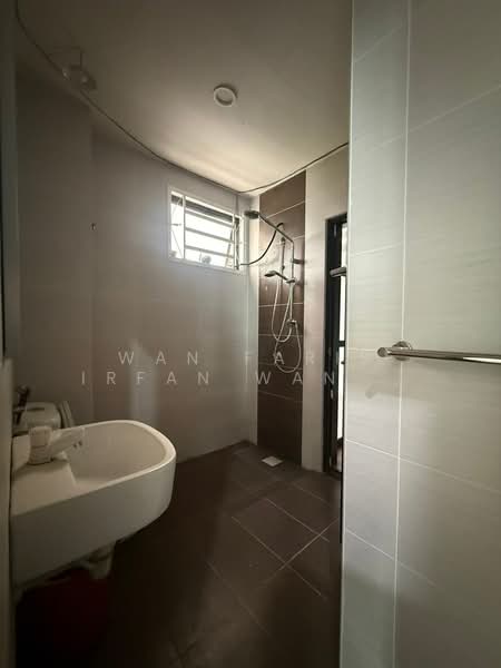 Rumah Teres 2.5 Tingkat untuk Dijual di Meru (Klang) - Wan Faris Irfan Wan Mohammad - Bathroom - PropertyGuru.com.my