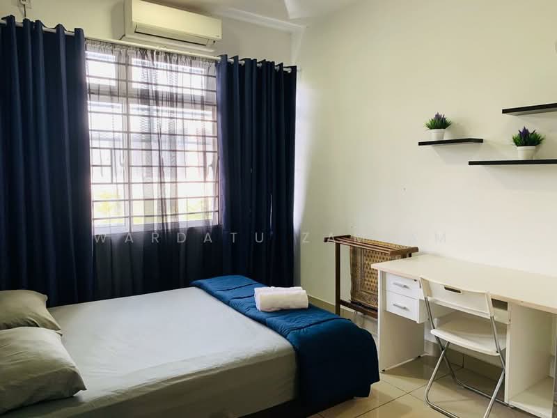 Kondominium untuk Disewa di Dwiputra Residences - Wardatu Zamzam - Bedroom - PropertyGuru.com.my