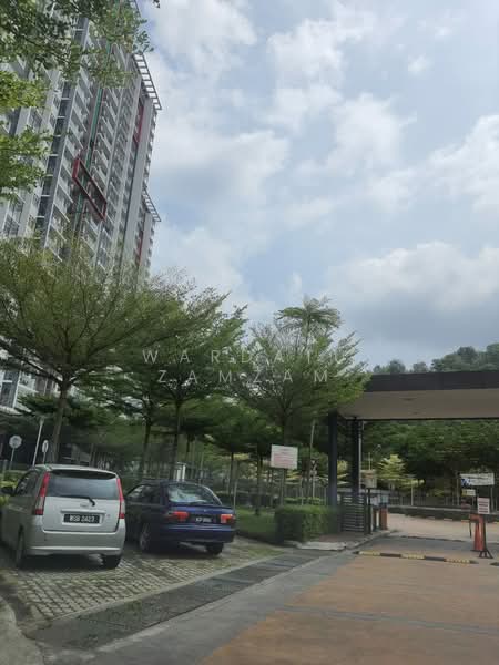 Kondominium untuk Disewa di Dwiputra Residences - Wardatu Zamzam - Exterior - PropertyGuru.com.my