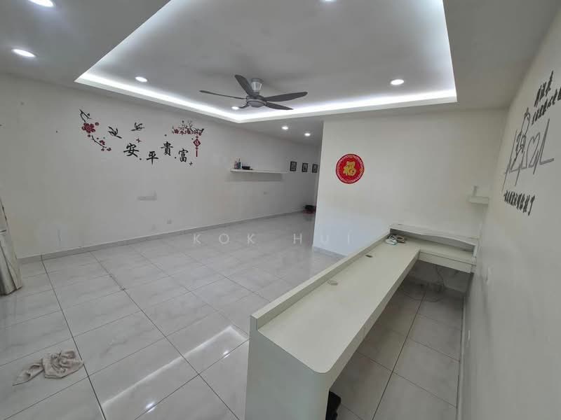 2-storey Terraced House for Sale in Taman JP Perdana (Johor Bahru) - Kok Hui - Living Room - PropertyGuru.com.my