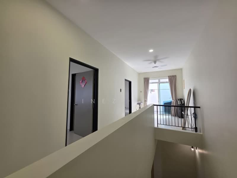 Rumah Kluster untuk Dijual di Iskandar Puteri (Nusajaya) (Johor) - Inez Ng - Corridor - PropertyGuru.com.my