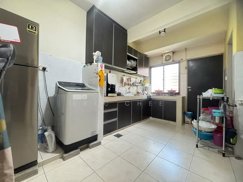 Terraced House for Sale in Puchong (Selangor) - Eric Chee - Kitchen - PropertyGuru.com.my
