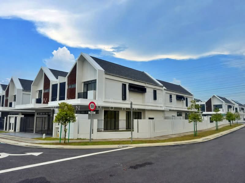 Rumah Berkembar untuk Dijual di Elmina (Shah Alam) - Wan Faris Irfan Wan Mohammad - Exterior - PropertyGuru.com.my