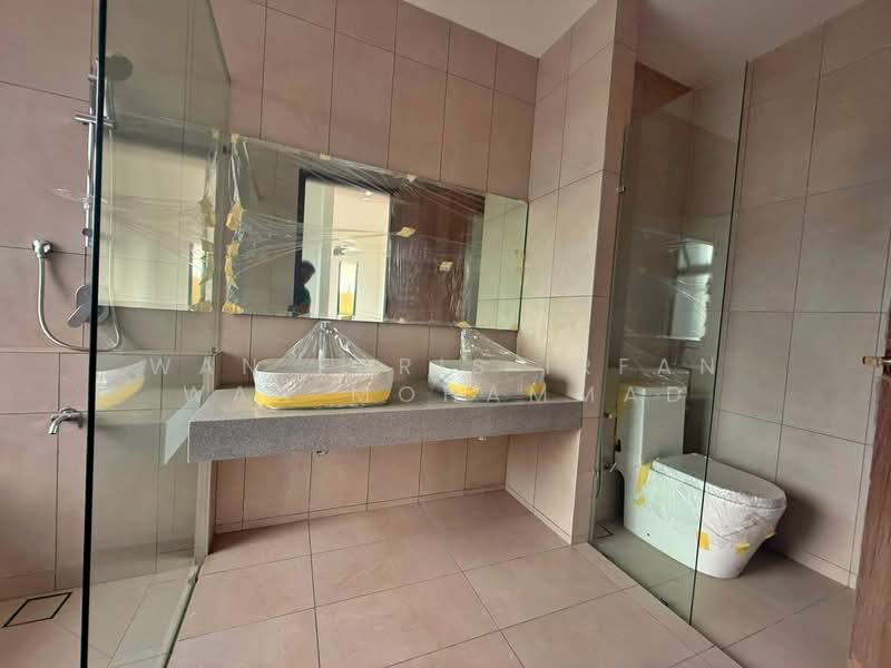 Rumah Berkembar untuk Dijual di Elmina (Shah Alam) - Wan Faris Irfan Wan Mohammad - Bathroom - PropertyGuru.com.my