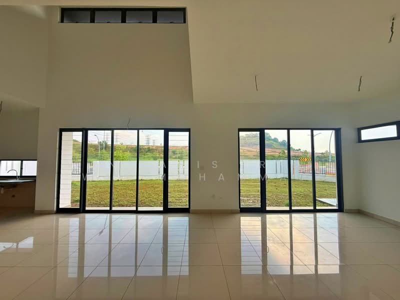 Rumah Berkembar untuk Dijual di Elmina (Shah Alam) - Wan Faris Irfan Wan Mohammad - Living Room - PropertyGuru.com.my