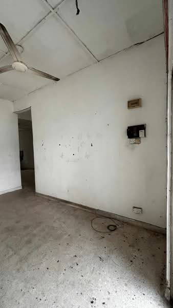 Rumah Teres 1 Tingkat untuk Dijual di Taman Sri Muda (Shah Alam) - Esther Ong - Interior - PropertyGuru.com.my