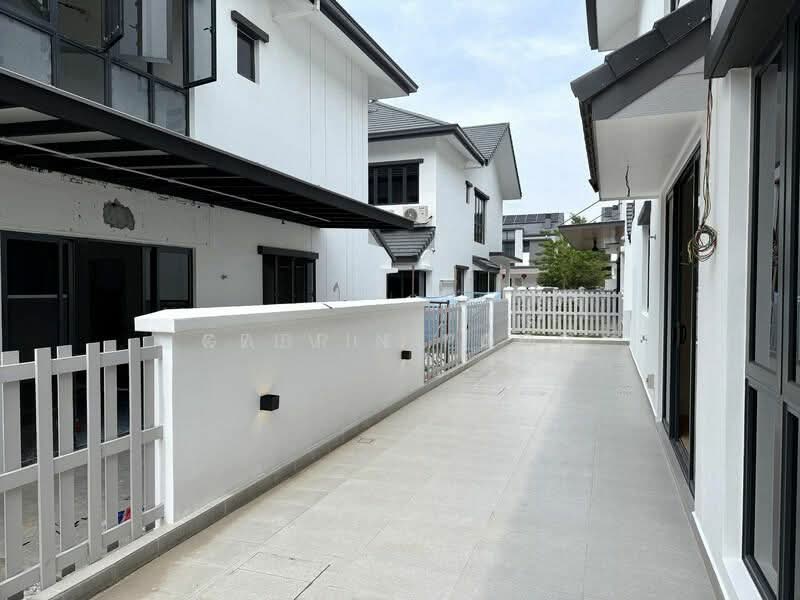 Semi-Detached House for Sale in Shah Alam (Selangor) - Kelvin Pang - PropertyGuru.com.my