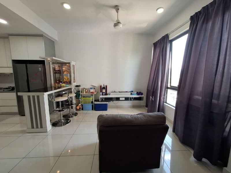 Servis Apartment untuk Dijual di Kiara Plaza - Vincent Vince - Living Room - PropertyGuru.com.my