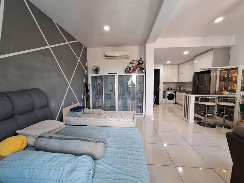 Servis Apartment untuk Dijual di Kiara Plaza - Vincent Vince - Living Room - PropertyGuru.com.my