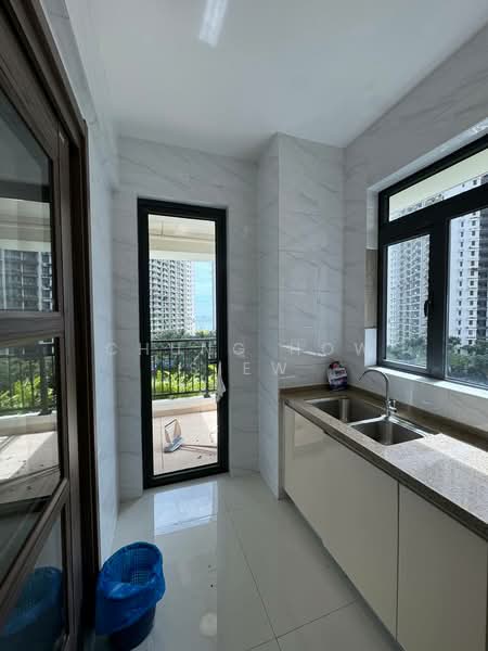 Condominium for Rent at Ataraxia Park @ Forest City - Chung How Siew - Kitchen - PropertyGuru.com.my