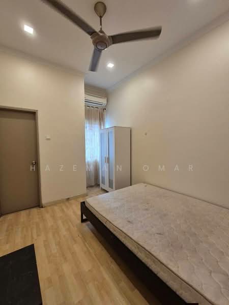 2-storey Terraced House for Sale in Seksyen U13 (Setia Alam) - Hazeman Omar - Bedroom - PropertyGuru.com.my