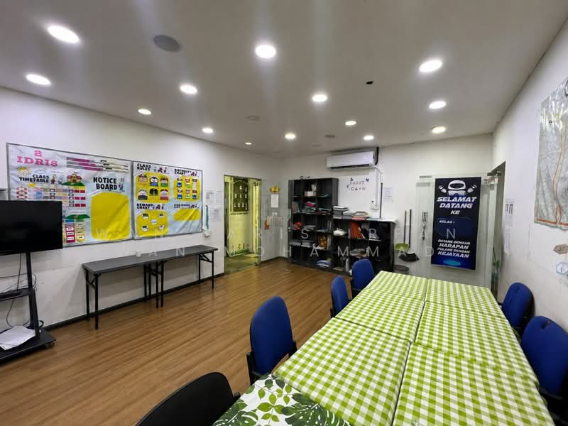 Kedai / Pejabat untuk Dijual di Cyberjaya (Selangor) - Wan Faris Irfan Wan Mohammad - Study - PropertyGuru.com.my