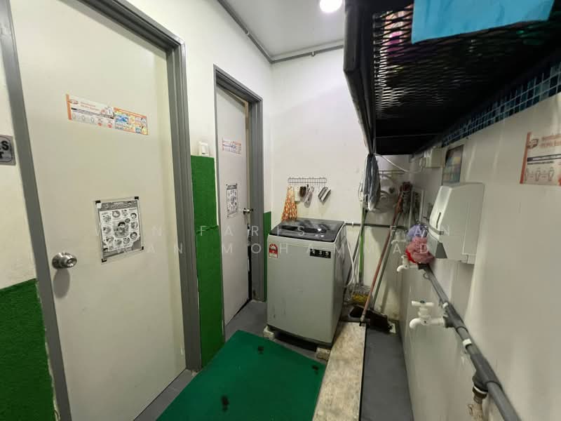 Kedai / Pejabat untuk Dijual di Cyberjaya (Selangor) - Wan Faris Irfan Wan Mohammad - Interior - PropertyGuru.com.my