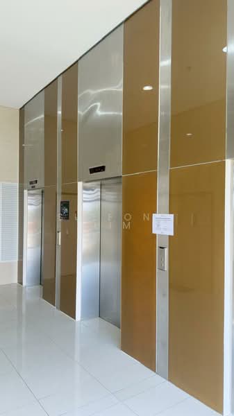 Office for Rent in Shah Alam (Selangor) - Suefong Lim - Corridor - PropertyGuru.com.my