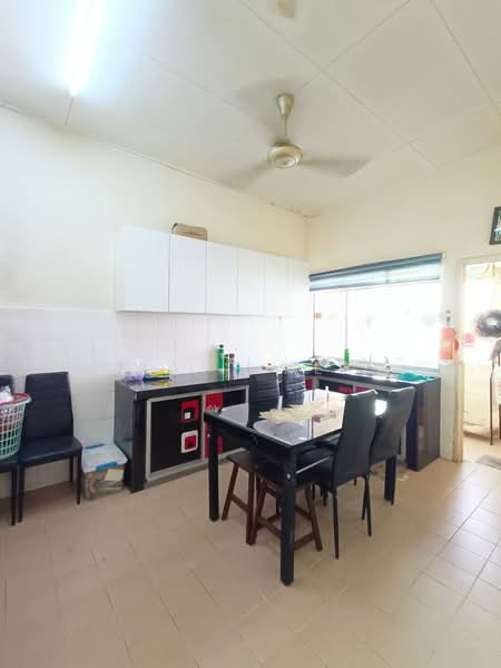 Rumah Teres 1 Tingkat untuk Dijual di Taman Sierra Perdana (Masai) - Matt Kek - Kitchen - PropertyGuru.com.my
