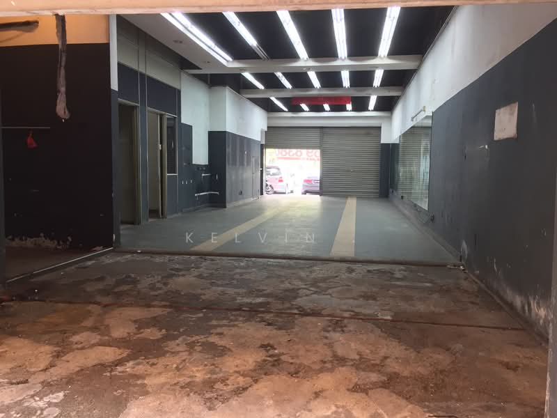 Kedai / Pejabat untuk Dijual di Bandar Sri Damansara (Selangor) - Kelvin . - Entrance - PropertyGuru.com.my