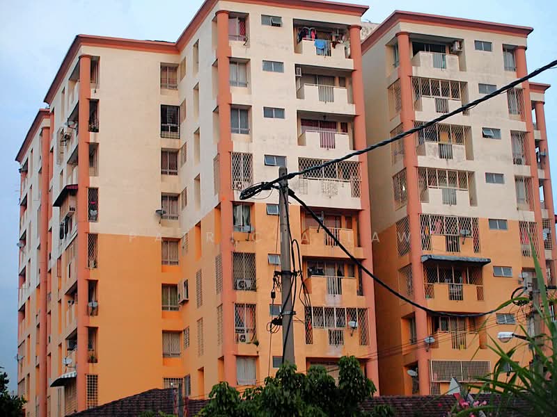 Kondominium untuk Dijual di Le Jardine Condominium - Patricia Law - Exterior - PropertyGuru.com.my