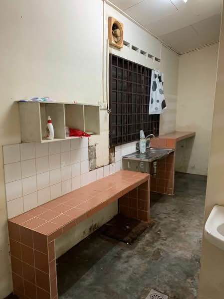 Rumah Teres 2 Tingkat untuk Dijual di Pasir Gudang (Johor) - Zoey Lee - Kitchen - PropertyGuru.com.my