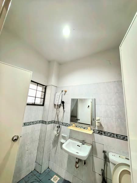 2-storey Terraced House for Sale in Mutiara Damansara (Selangor) - Grace Tan - Bathroom - PropertyGuru.com.my