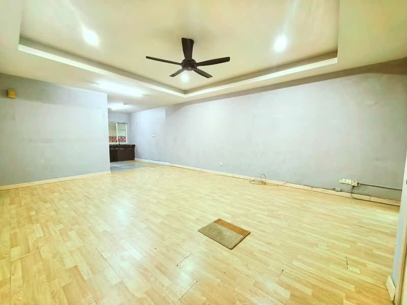 2-storey Terraced House for Sale in Mutiara Damansara (Selangor) - Grace Tan - Living Room - PropertyGuru.com.my