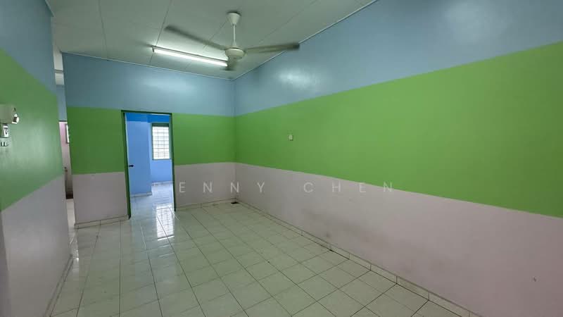 1-storey Terraced House for Sale in Medan Pengkalan Impian (Ipoh) - PENNY CHEN - Bedroom - PropertyGuru.com.my