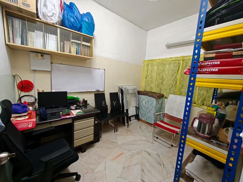 Rumah Teres 2 Tingkat untuk Dijual di Taman Sri Putri (Skudai) - Zoey Lee - Study - PropertyGuru.com.my