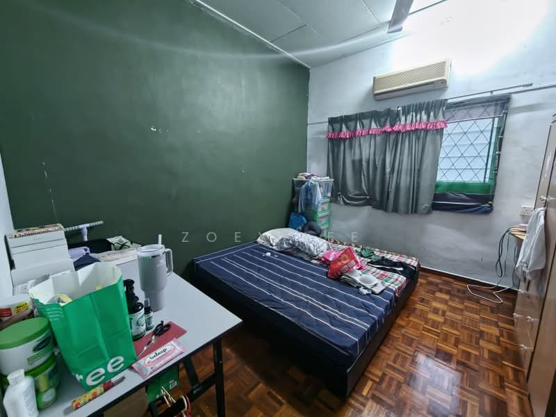 Rumah Teres 2 Tingkat untuk Dijual di Taman Sri Putri (Skudai) - Zoey Lee - Bedroom - PropertyGuru.com.my