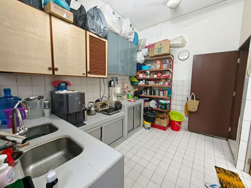 Rumah Teres 2 Tingkat untuk Dijual di Taman Sri Putri (Skudai) - Zoey Lee - Kitchen - PropertyGuru.com.my