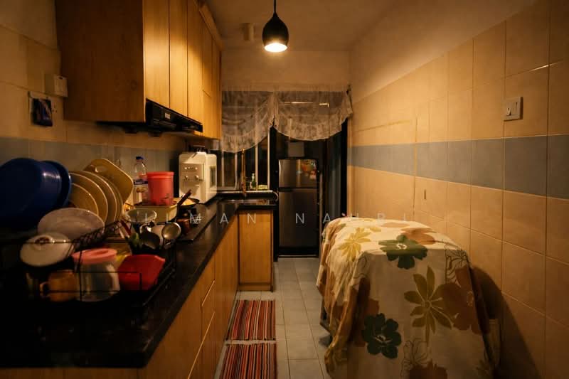 Rumah Flat untuk Dijual di Seri Anggerik - Ilman Nahri - Kitchen - PropertyGuru.com.my
