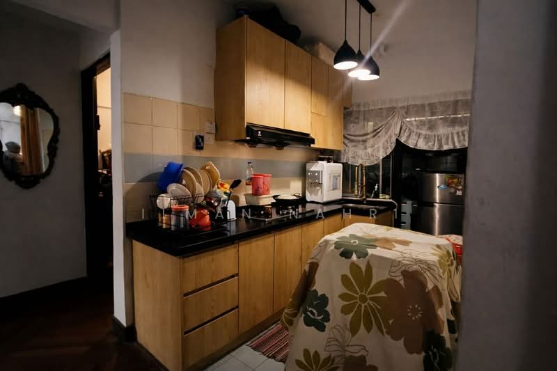 Rumah Flat untuk Dijual di Seri Anggerik - Ilman Nahri - Kitchen - PropertyGuru.com.my