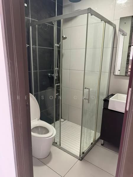 Kondominium untuk Dijual di Lovell @ Country Garden Danga Bay - Benson Chong - Bathroom - PropertyGuru.com.my