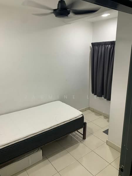 Rumah Teres untuk Disewa di Aman Putri (Sungai Buloh) - Jasmine Lee - Bedroom - PropertyGuru.com.my
