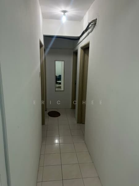 Servis Apartment untuk Dijual di Suria Kinrara - Eric Chee - Corridor - PropertyGuru.com.my