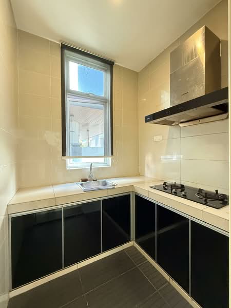 Bungalow for Sale in Taman Klebang Utama (Klebang) - Elson Tay - Kitchen - PropertyGuru.com.my