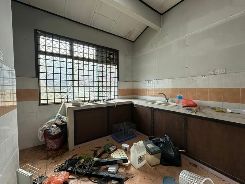 1-storey Terraced House for Sale in Kempas (Johor Bahru) - Zoey Lee - Kitchen - PropertyGuru.com.my