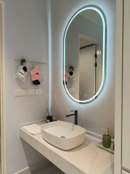 Kondominium untuk Disewa di Ferringhi Residence 2 - Ivy Yap - Bathroom - PropertyGuru.com.my