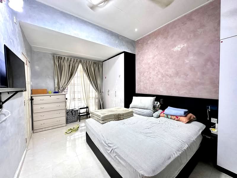 2-storey Terraced House for Sale in Taman Bersatu (Kulai) - Calvin Lee - PropertyGuru.com.my