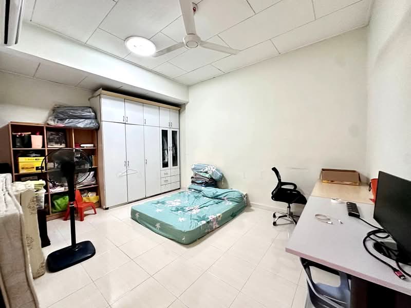 2-storey Terraced House for Sale in Taman Bersatu (Kulai) - Calvin Lee - PropertyGuru.com.my