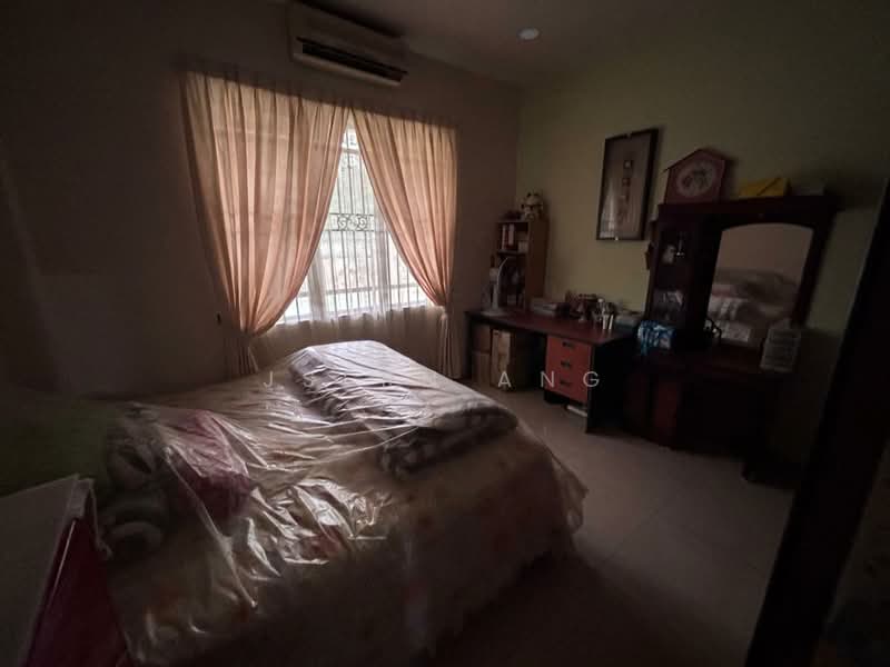 Bungalow for Sale in Taman Gembira (Klang) - Jsern Ang - Bedroom - PropertyGuru.com.my