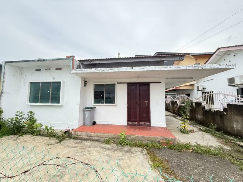 Rumah Berkembar untuk Dijual di Taman Bukit Serindit (Melaka City) - Ramona Tan - Exterior - PropertyGuru.com.my