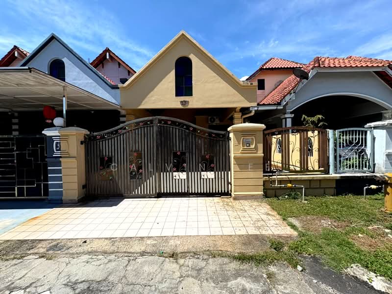 1.5-storey Terraced House for Sale in Taman Pelangi Indah (Ulu Tiram) - Calvin Lee - PropertyGuru.com.my