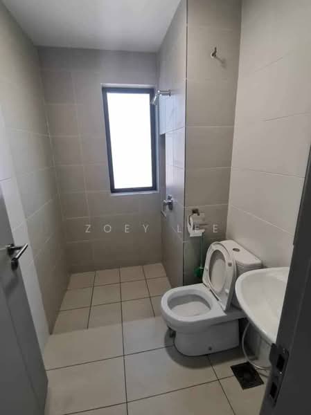 Service Residence for Sale at Residences @ 1 Tebrau - Zoey Lee - Bathroom - PropertyGuru.com.my