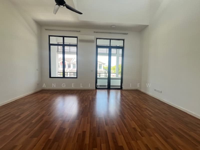 Rumah Teres 2 Tingkat untuk Dijual di Eco Majestic (Semenyih) - Angeline LIEW - Living Room - PropertyGuru.com.my