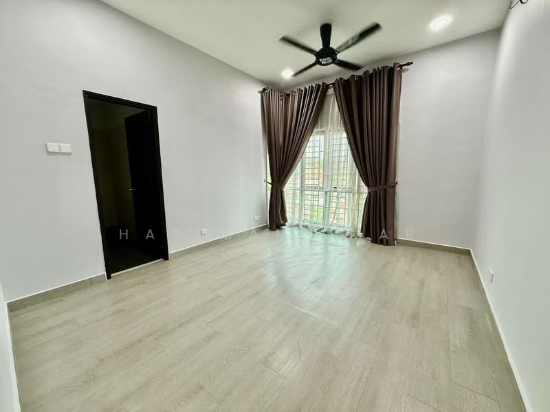 Condominium for Sale at Lake Vista Residence (Tasik Vista Residen) - Hazeman Omar - Interior - PropertyGuru.com.my