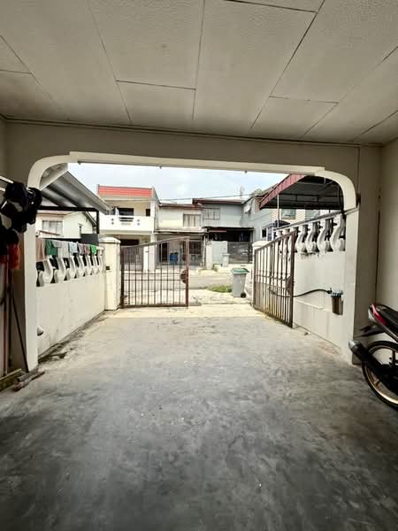 2-storey Terraced House for Sale in Taman Skudai Baru (Skudai) - Shiang Yng Tan - Exterior - PropertyGuru.com.my