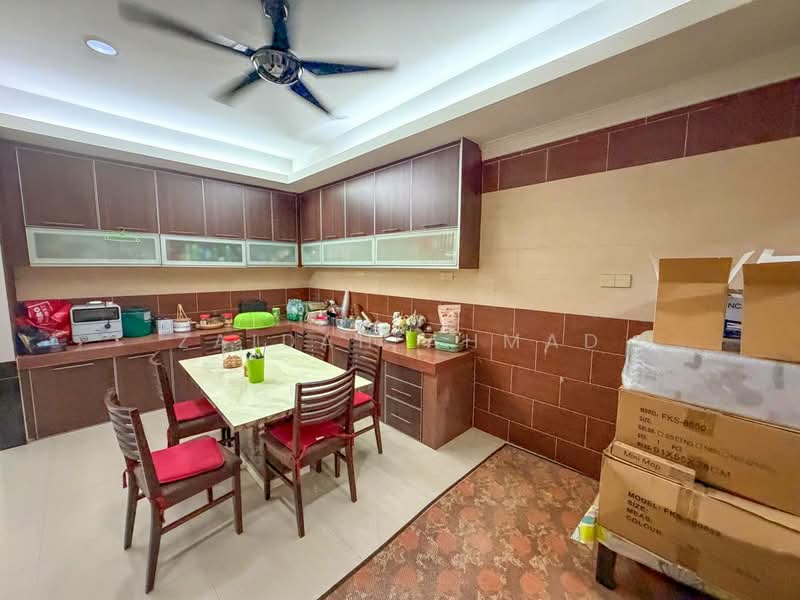 Rumah Berkembar untuk Dijual di Taman Taming Maju (Cheras) - Zaidah Ahmad - Kitchen - PropertyGuru.com.my