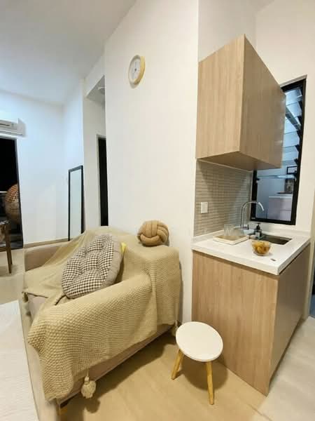 Servis Apartment untuk Dijual di The Grand Subang Jaya SS15 - Coee Siew - Living Room - PropertyGuru.com.my