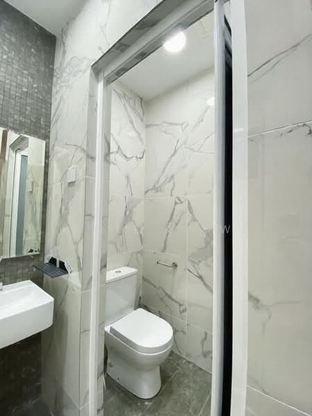 Servis Apartment untuk Dijual di The Grand Subang Jaya SS15 - Coee Siew - Bathroom - PropertyGuru.com.my