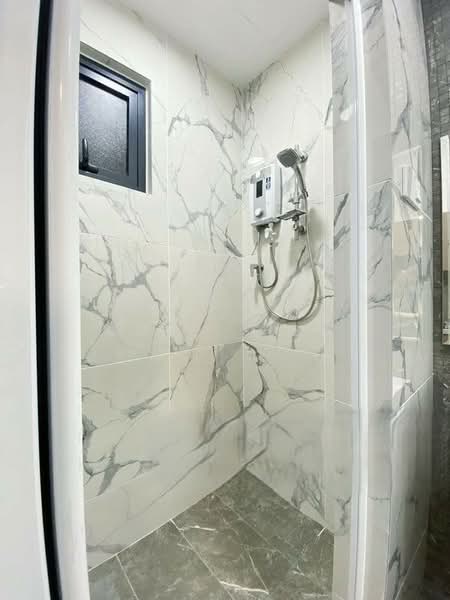 Servis Apartment untuk Dijual di The Grand Subang Jaya SS15 - Coee Siew - Bathroom - PropertyGuru.com.my