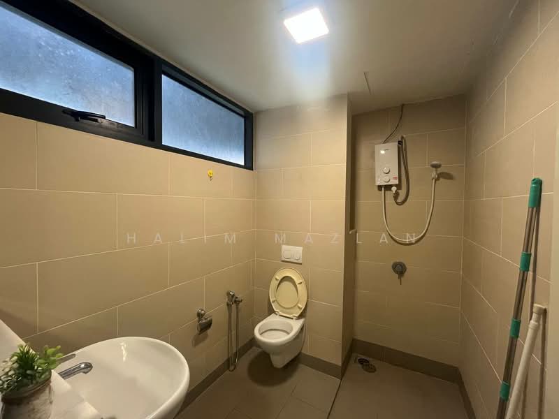 Servis Apartment untuk Disewa di Tamarind Suites - Halim Mazlan - Bathroom - PropertyGuru.com.my